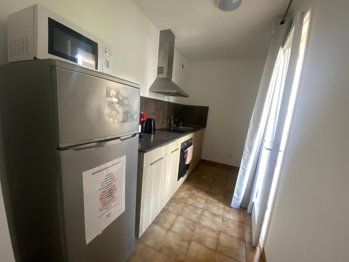Studio Vue Montagne Avec Parking Gratuit Apartment Bastia  Ngoại thất bức ảnh